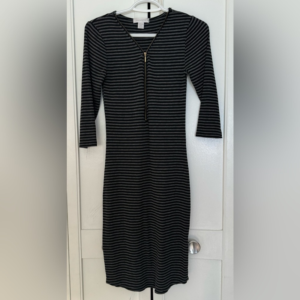 magazine stripes gray and black, size XS.
